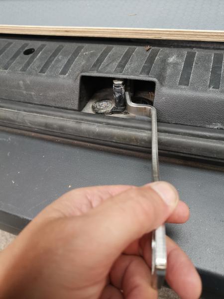 Airlock Heckklappenaussteller lang VW T5 / T6 / VW Caddy / Viano / Vivaro und weitere